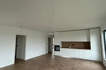 Casă - 4 camere de vanzare OSORHEI - Bihor anunturi imobiliare Bihor