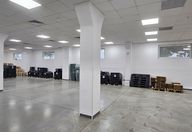 6.200 €, Spațiu industrial