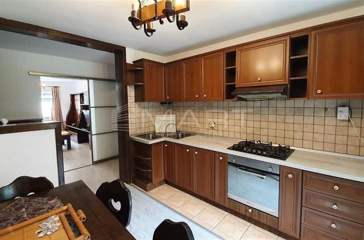 Apartament 3 camere de inchiriat STRAND - Sibiu anunturi imobiliare Sibiu