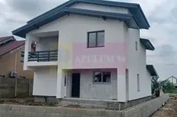 Săbăreni, casă parter + etaj, 5 camere, 3 bai, terasă acoperită, CT anunturi imobiliare Giurgiu