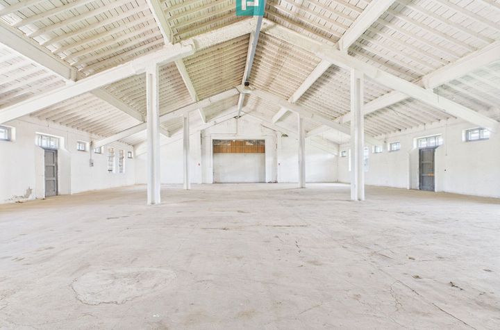 Hale 1800 mp fiecare – acces autostradă, Teiu, HD anunturi imobiliare Hunedoara