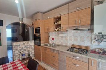 Apartament 2 camere de vanzare TRACTORU - Brasov anunturi imobiliare Brasov