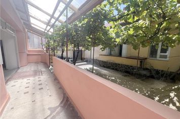 Casă - 4 camere de vanzare ORADEA - Bihor anunturi imobiliare Bihor