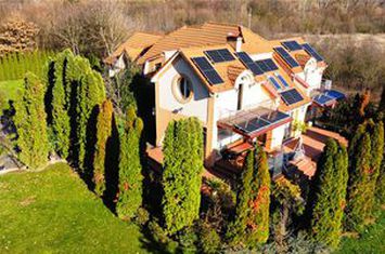 Casă - 9 camere de vanzare PERIFERIE - Satu Mare anunturi imobiliare Satu Mare