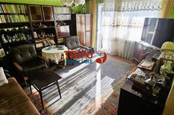 Apartament 3 camere de vanzare CETATE - Alba anunturi imobiliare Alba