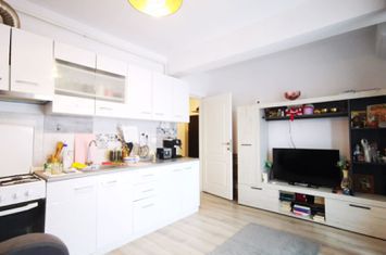 CARTIER EDITURII, APARTAMENT MOBILAT SI UTILAT COMPLET anunturi imobiliare Iasi