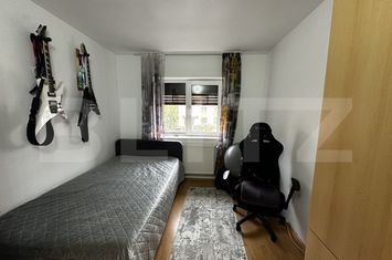 Apartament 3 camere de vanzare GEORGE ENESCU - Dolj anunturi imobiliare Dolj