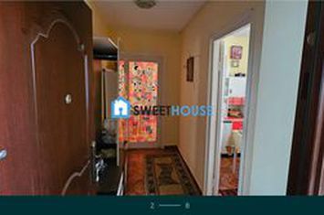 Apartament 3 camere de vanzare EST - Brasov anunturi imobiliare Brasov