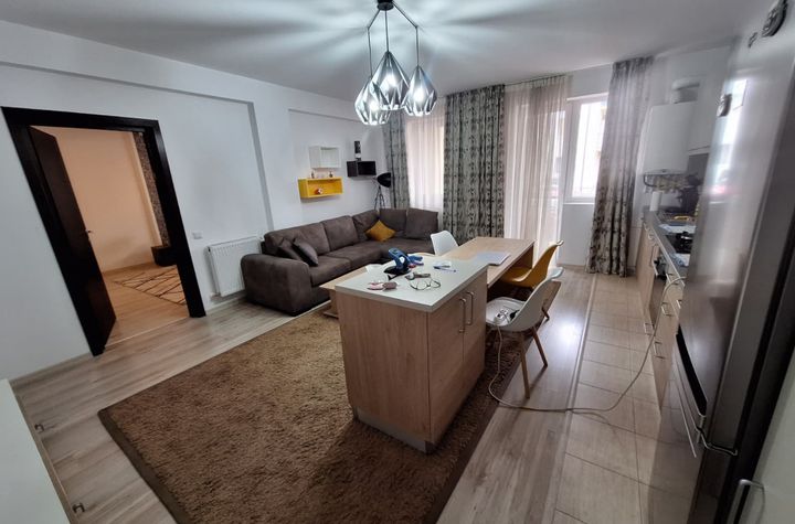 Apartament 3 camere de vanzare TRACTORU - Brasov anunturi imobiliare Brasov