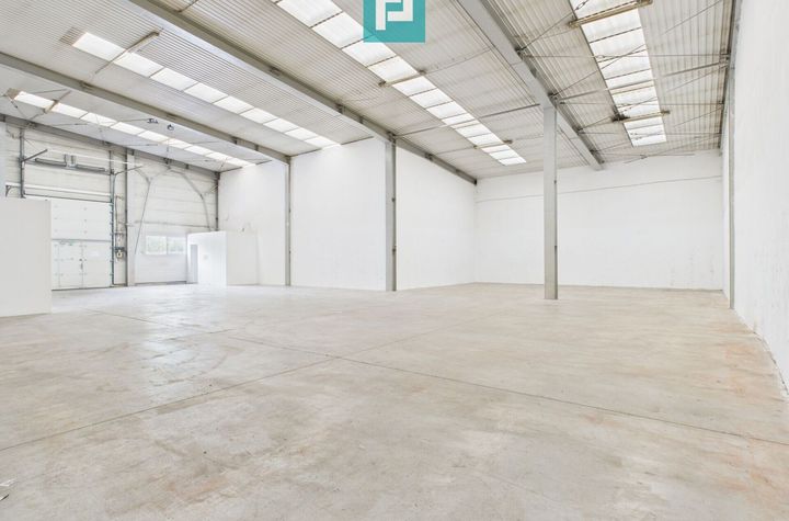 Spațiu industrial de 378 mp în Arad anunturi imobiliare Arad