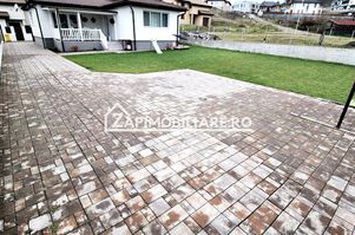 Casa 4 camere, 2 băi,141 mp,555 mp teren,cartier Răsăritului anunturi imobiliare Mures