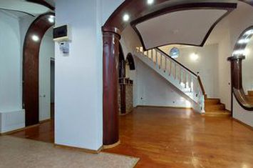 CASA DE VANZARE - 4 CAMERE - STR. AL. MOGA anunturi imobiliare Bucuresti