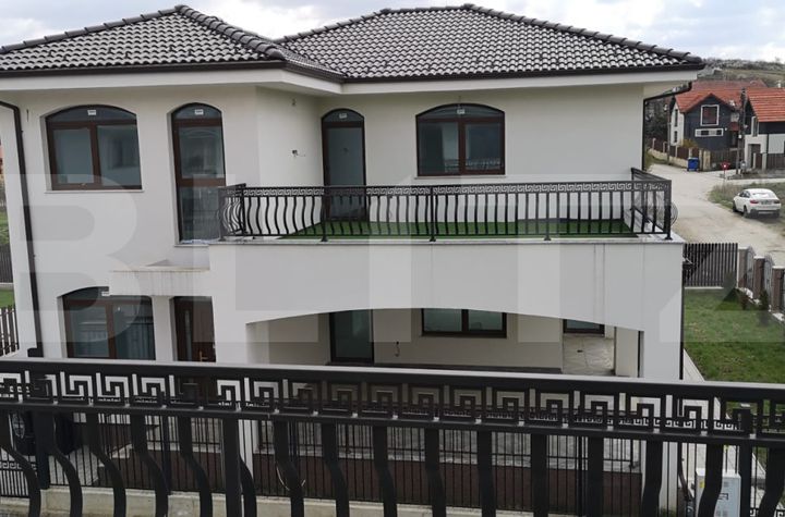Casă - 4 camere de vanzare DEZMIR - Cluj anunturi imobiliare Cluj