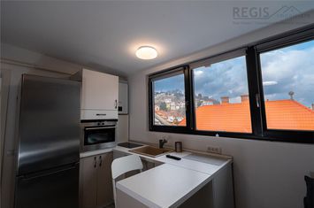 Garsonieră de vanzare ULTRACENTRAL - Brasov anunturi imobiliare Brasov