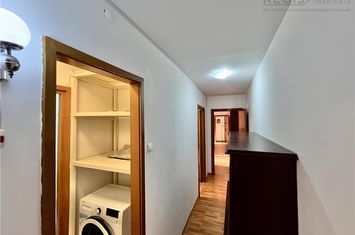 Apartament 3 camere de inchiriat BERCENI - Bucuresti anunturi imobiliare Bucuresti