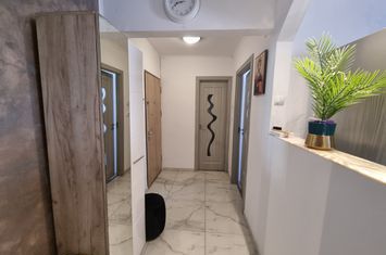 Apartament 2 camere de vanzare BACAU - Bacau anunturi imobiliare Bacau