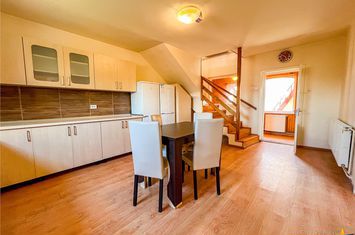 Casă - 7 camere de vanzare ARCUS - Covasna anunturi imobiliare Covasna