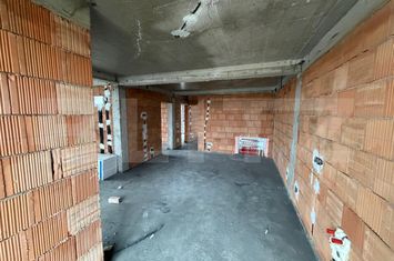 Apartament 4 camere de vanzare ZALAU - Salaj anunturi imobiliare Salaj