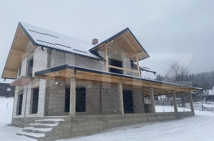 Vilă - 6 camere de vanzare SUCEAVA - Suceava anunturi imobiliare Suceava