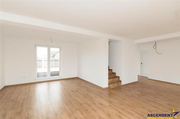Vilă - 4 camere de vanzare SANPETRU - Brasov anunturi imobiliare Brasov