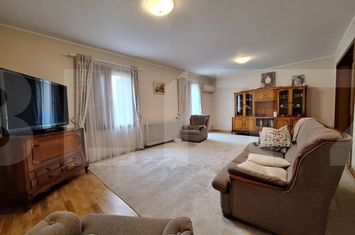 Vilă - 8 camere de vanzare GIROCULUI - Timis anunturi imobiliare Timis