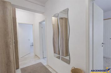 Apartament 2 camere de vanzare TRACTORUL - Brasov anunturi imobiliare Brasov