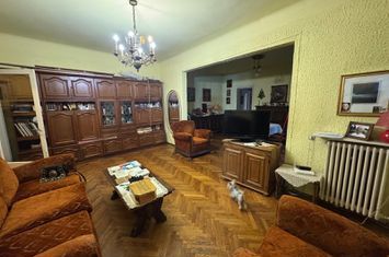 Vanzare apartament patru camere in vila Cotroceni Romniceanu piata metrou anunturi imobiliare Bucuresti