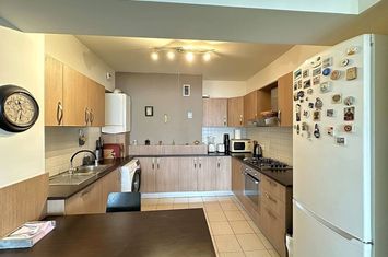 Apartament 3 camere | Complex New Town Dristor | Parcare subterana anunturi imobiliare Bucuresti