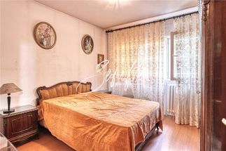 Apartament 3 camere de vânzare Bucuresti - Tei