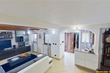 Casă - 4 camere de vanzare SCHEI - Brasov anunturi imobiliare Brasov