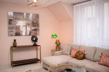 Apartament 3 camere de inchiriat CENTRAL - Sibiu anunturi imobiliare Sibiu
