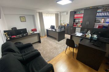 Apartament 4 camere de vanzare RADAUTI - Suceava anunturi imobiliare Suceava