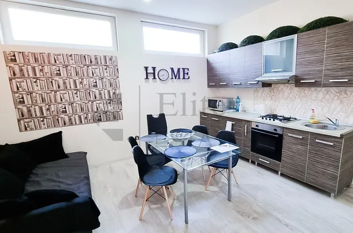 Apartament 3 camere de inchiriat central in Oradea anunturi imobiliare Bihor
