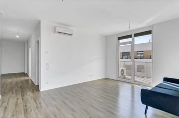 Apartament 2 camere de vanzare AUREL VLAICU - Arad anunturi imobiliare Arad