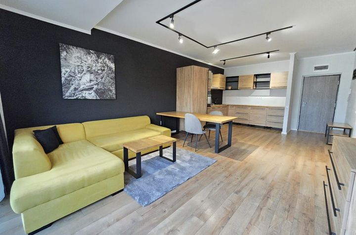 Apartament 2 camere,etaj intermediar, zonaDambul Rotund-Calea Baciului anunturi imobiliare Cluj