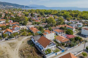 Casă individuală 140 mp în Asprovalta anunturi imobiliare Grecia