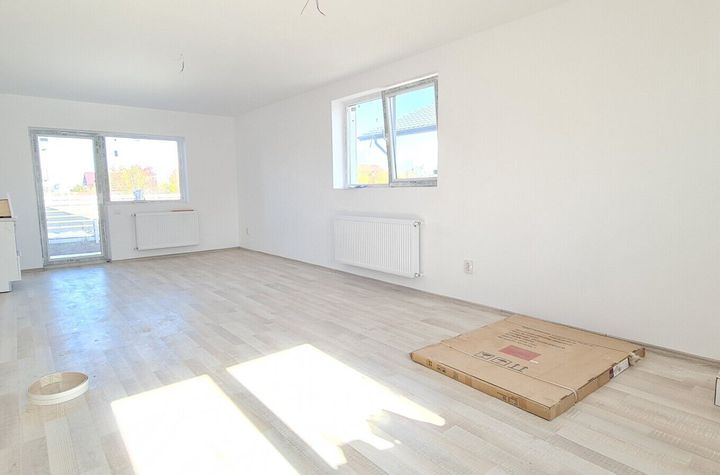 Vilă - 5 camere de vanzare TARLUNGENI - Brasov anunturi imobiliare Brasov