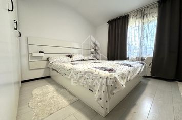 Apartament cu 3 camere, decomandat, centrala proprie, zona Sagului anunturi imobiliare Timis