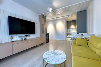 2 camere în Timpuri Noi etaj 8 lumină după-amiază fără vecini în față anunturi imobiliare Bucuresti