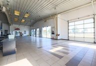 1.250.000 €, Spațiu comercial