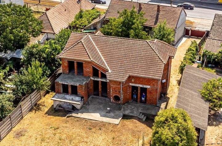 Două case pe Calea Radnei comision 0 anunturi imobiliare Arad