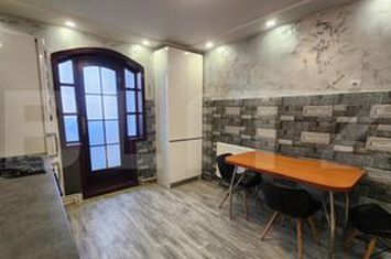 Apartament 4 camere de vanzare TARGU MURES - Mures anunturi imobiliare Mures