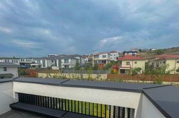 Vilă - 4 camere de vanzare CLUJ-NAPOCA - Cluj anunturi imobiliare Cluj