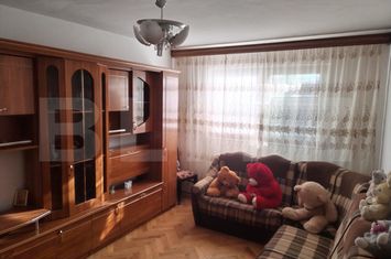 Apartament 3 camere de vanzare MICRO 4 - Dambovita anunturi imobiliare Dambovita
