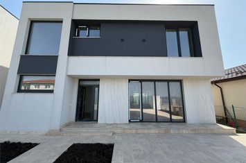 Vilă - 4 camere de vanzare NORD - Vrancea anunturi imobiliare Vrancea