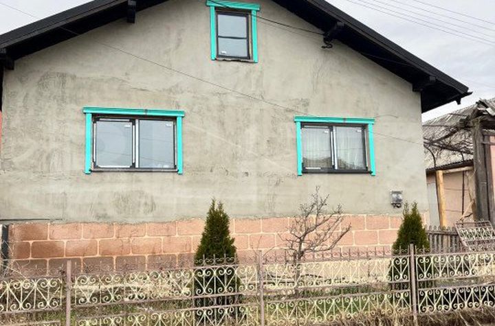 Casă - 4 camere de vanzare BISTRITA - Bistrita-Nasaud anunturi imobiliare Bistrita-Nasaud