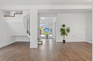 Vilă - 4 camere de vanzare TUNARI - Bucuresti anunturi imobiliare Bucuresti