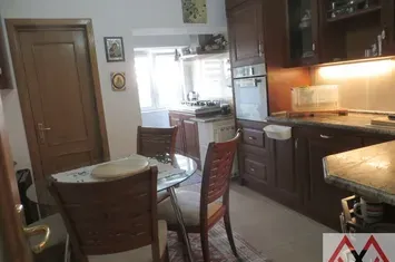 Apartament 4 camere Bd. Decebal - etaj 2, 107mp, 5 minute metrou Piata Muncii anunturi imobiliare Bucuresti
