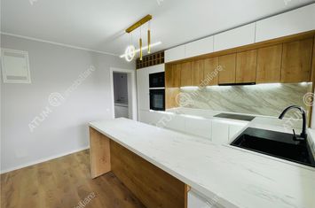 Vilă - 4 camere de vanzare VEST - Sibiu anunturi imobiliare Sibiu
