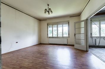 REPOZIȚIONARE PREȚ! Casă pe strada Dorobanți, Pârneava. anunturi imobiliare Arad